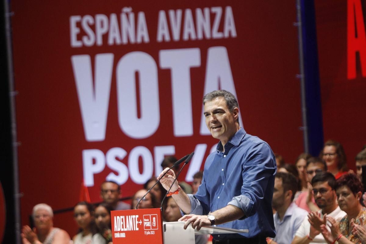 Mitin de Pedro Sánchez en 2023 en el Palacio de Congresos de València.
