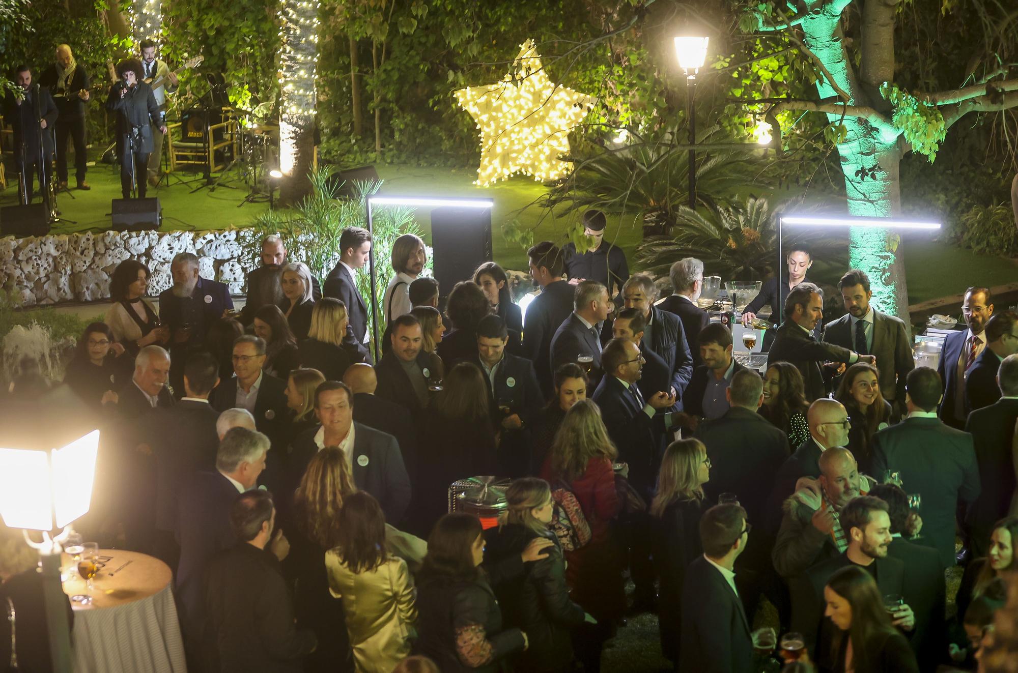 Bienvenida a la navidad 2022 en Restaurante Maestral