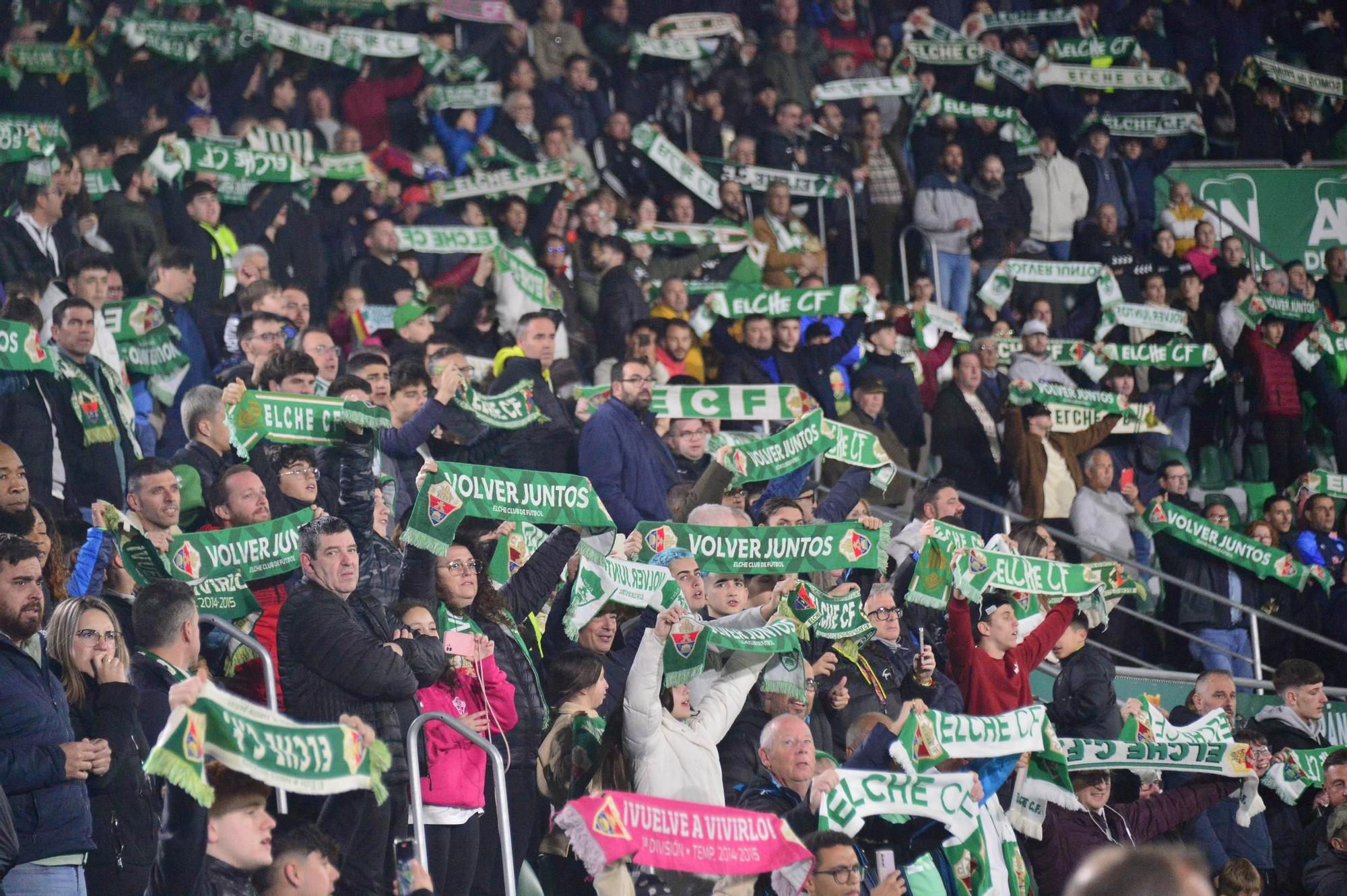 El Elche choca contra una muralla