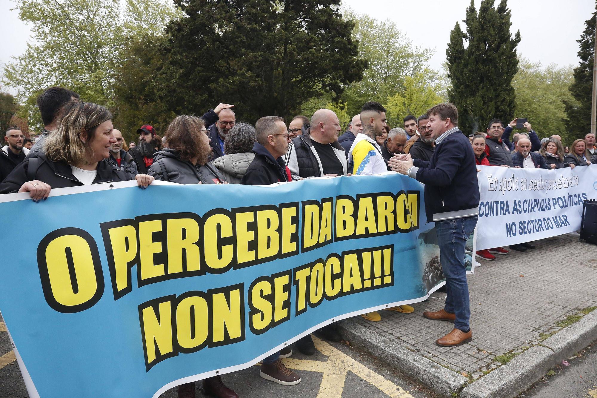 Manifestación del sector percebeiro en Santiago