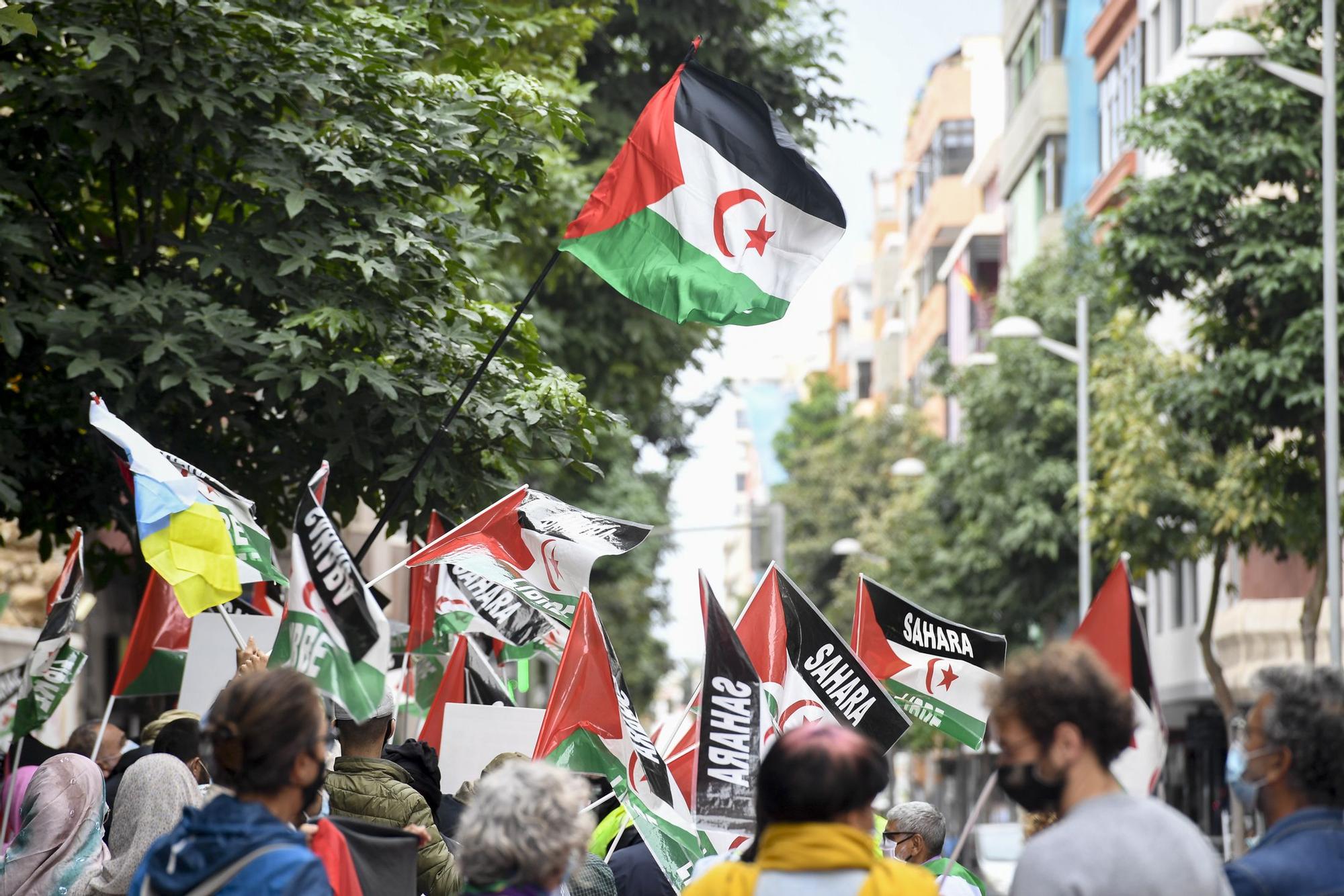 Manifestación de saharauis frente al Consulado de Marruecos