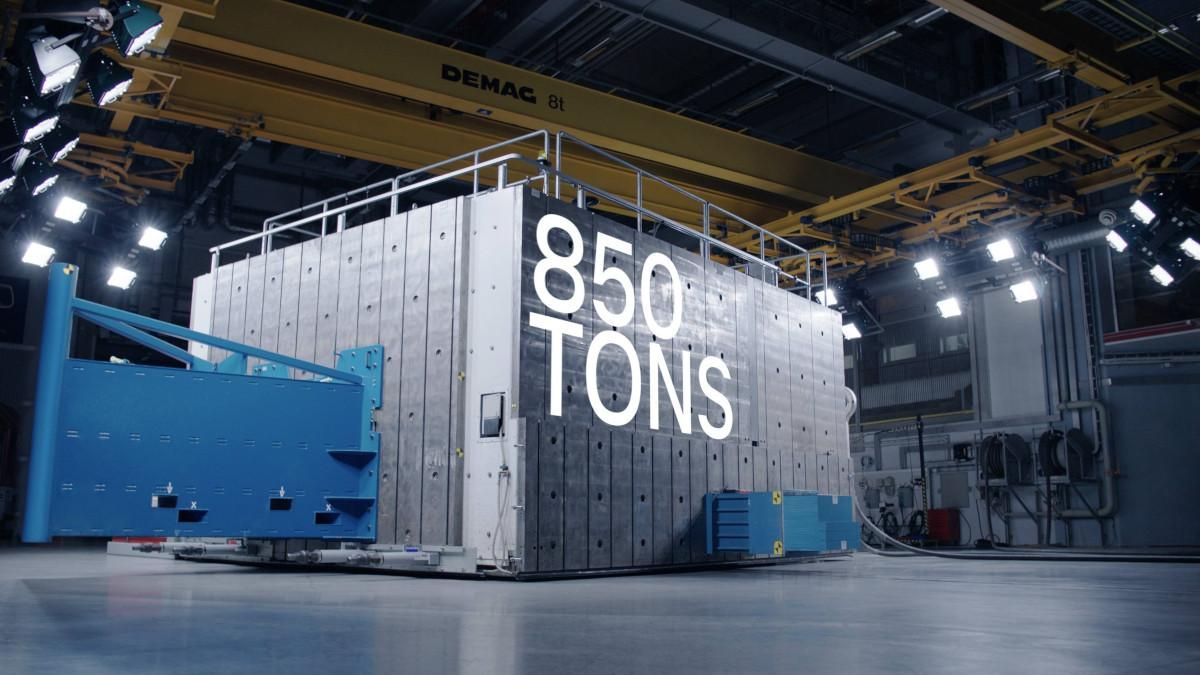 Volvo se convierte en la primera marca en introducir el cinturón de seguridad multiadaptativo