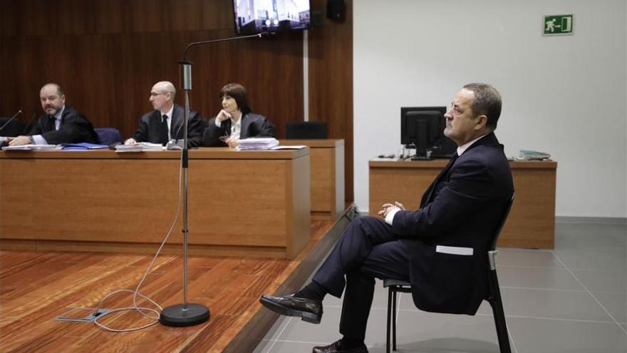 Agapito Iglesias niega que aportara ninguna factura falsa al juez por el &#039;caso aulario&#039;