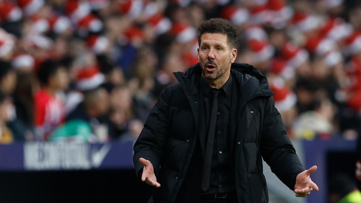 Simeone durante el partido contra el Sevilla