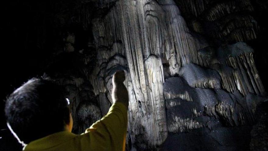 La Cueva de Ardales, un filón del paleolítico en Málaga.