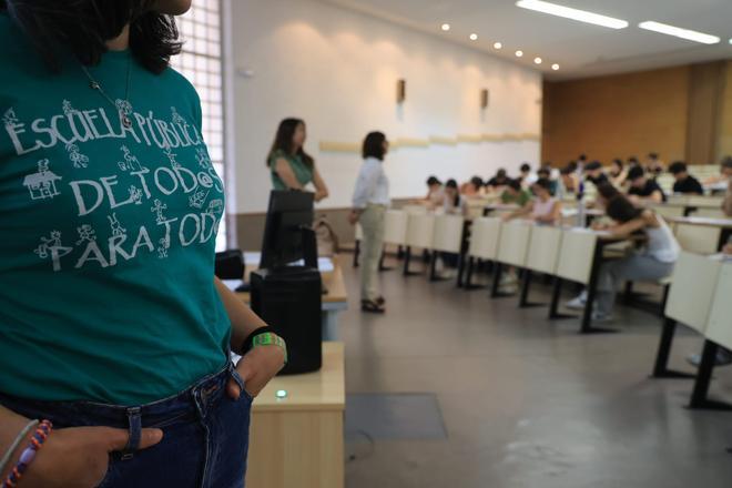 PAU 2026: arranca la Selectividad en Alicante con normalidad pese a la huelga educativa