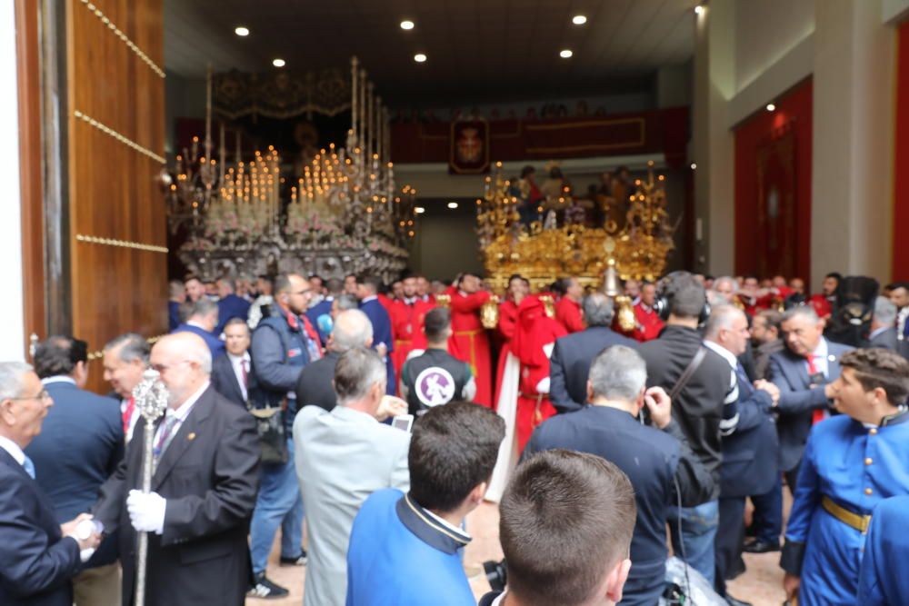 Las imágenes de la procesión de la Sagrada Cena, en el Jueves Santo de la Semana Santa de Málaga