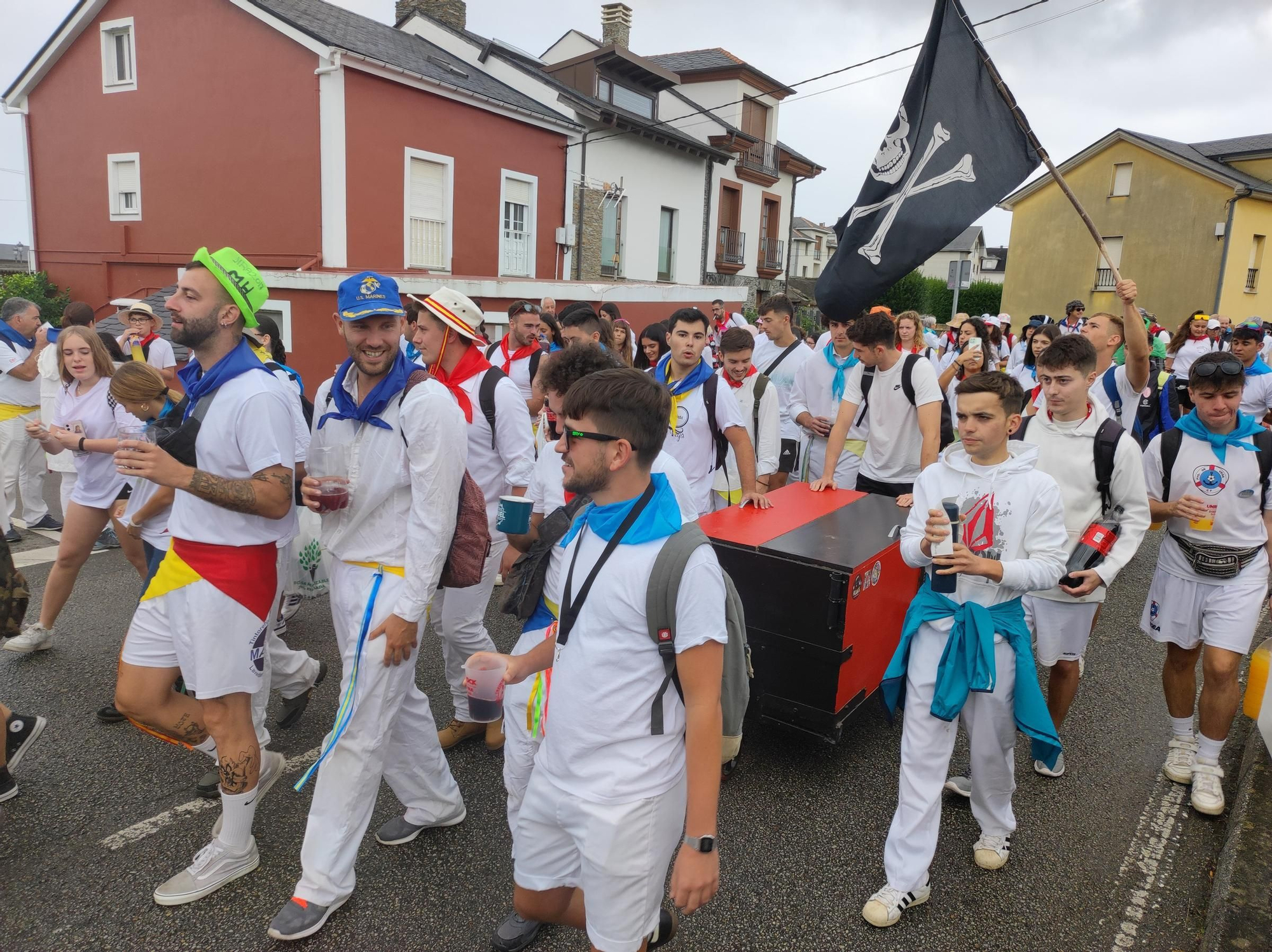 En imágenes: Así fue la salida de los romeros para celebrar la jira que cierra Las Telayas