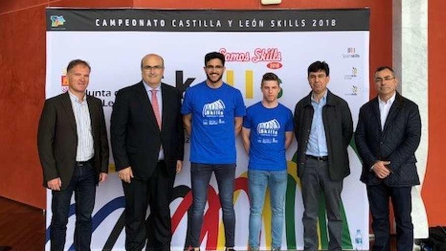 Dos de los tres estudiantes zamoranos, medalla de oro en los Skills de Castilla y León.