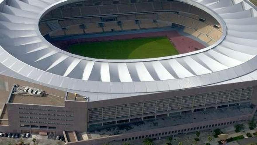 Vista aérea del estadio de la Cartuja. / emilio morenatti