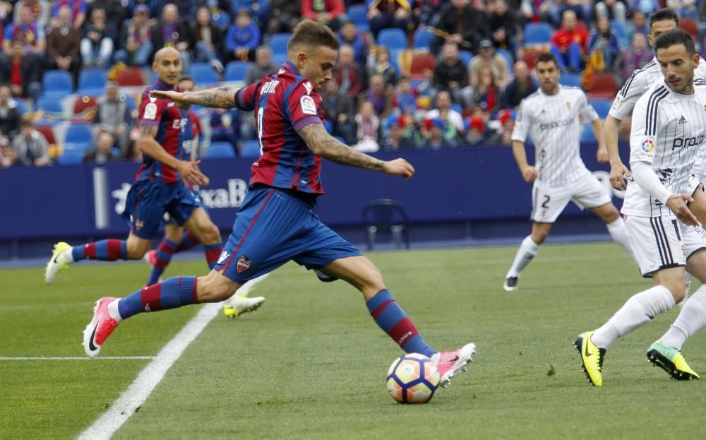 Levante - Oviedo, en imágenes