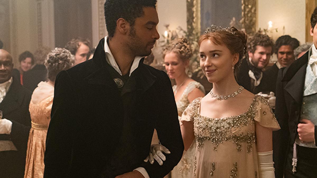 Regé-Jean Page y Phoebe Dynevor protagonizan 'Los Bridgerton'