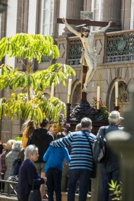 19.04.19. Las Palmas de Gran Canaria. SEMANA SANTA. Procesión de Las Mantillas en Vegueta.  Foto Quique Curbelo  | 19/04/2019 | Fotógrafo: Quique Curbelo