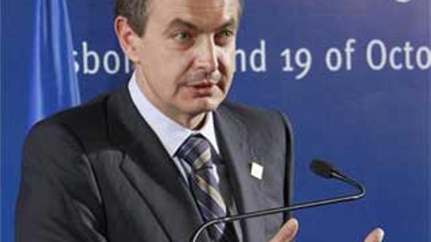 Zapatero censura a Bermejo y niega la expectativa de diálogo con ETA