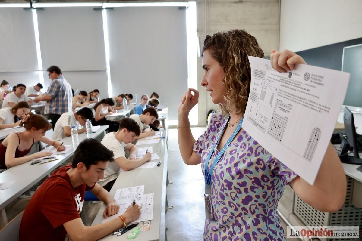 Primera jornada de la PAU en el campus de Espinardo
