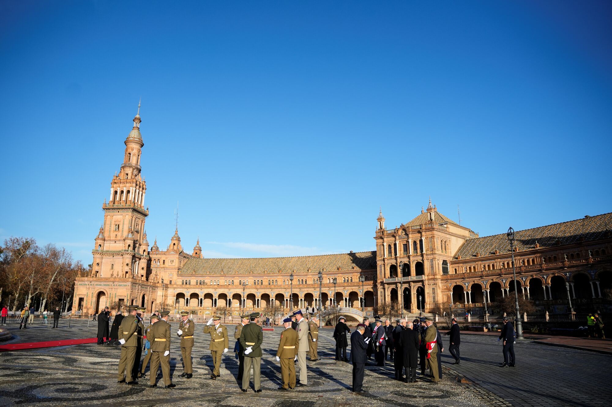 Imágenes de la celebración de la Pascua Militar, a 6 de enero de 2025 en Sevilla (Andalucía, España). El teniente general Carlos Melero Claudio, jefe de la Fuerza Terrestre, preside los actos castrenses de la Pascua Militar. Han asistido la consejera de Cultura y Deporte de la Junta de Andalucía, Patricia del Pozo, el Alcalde de Sevilla, José Luis Sanz, el Presidente de la Diputación de Sevilla, Javier Fernández y el Delegado del Gobierno de la Junta de Andalucía en Sevilla, Ricardo Sanchez. 06 ENERO 2025 Joaquin Corchero / Europa Press 06/01/2025. Joaquin Corchero;category_code_new;