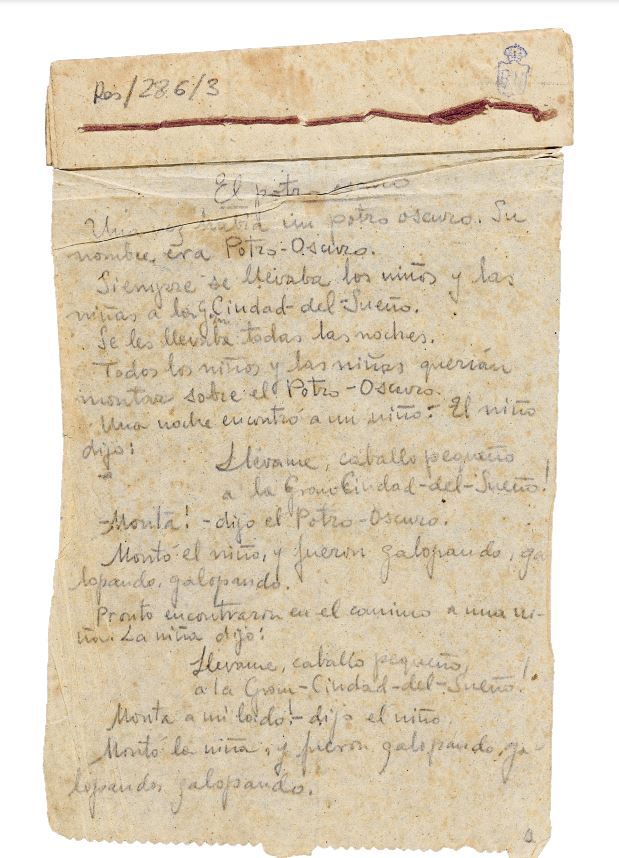 Manuscrito de los cuentos realizado en papel higiénico.