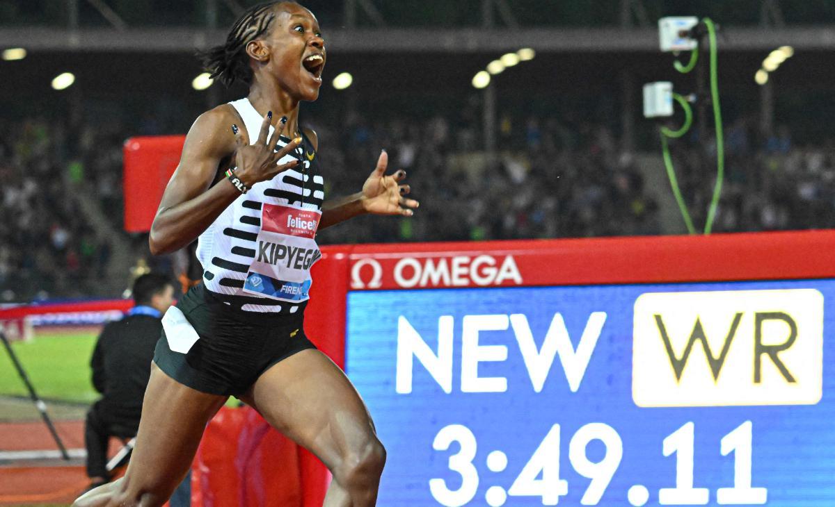 Faith Kipyegon, con su récord mundial de 1.500 metros