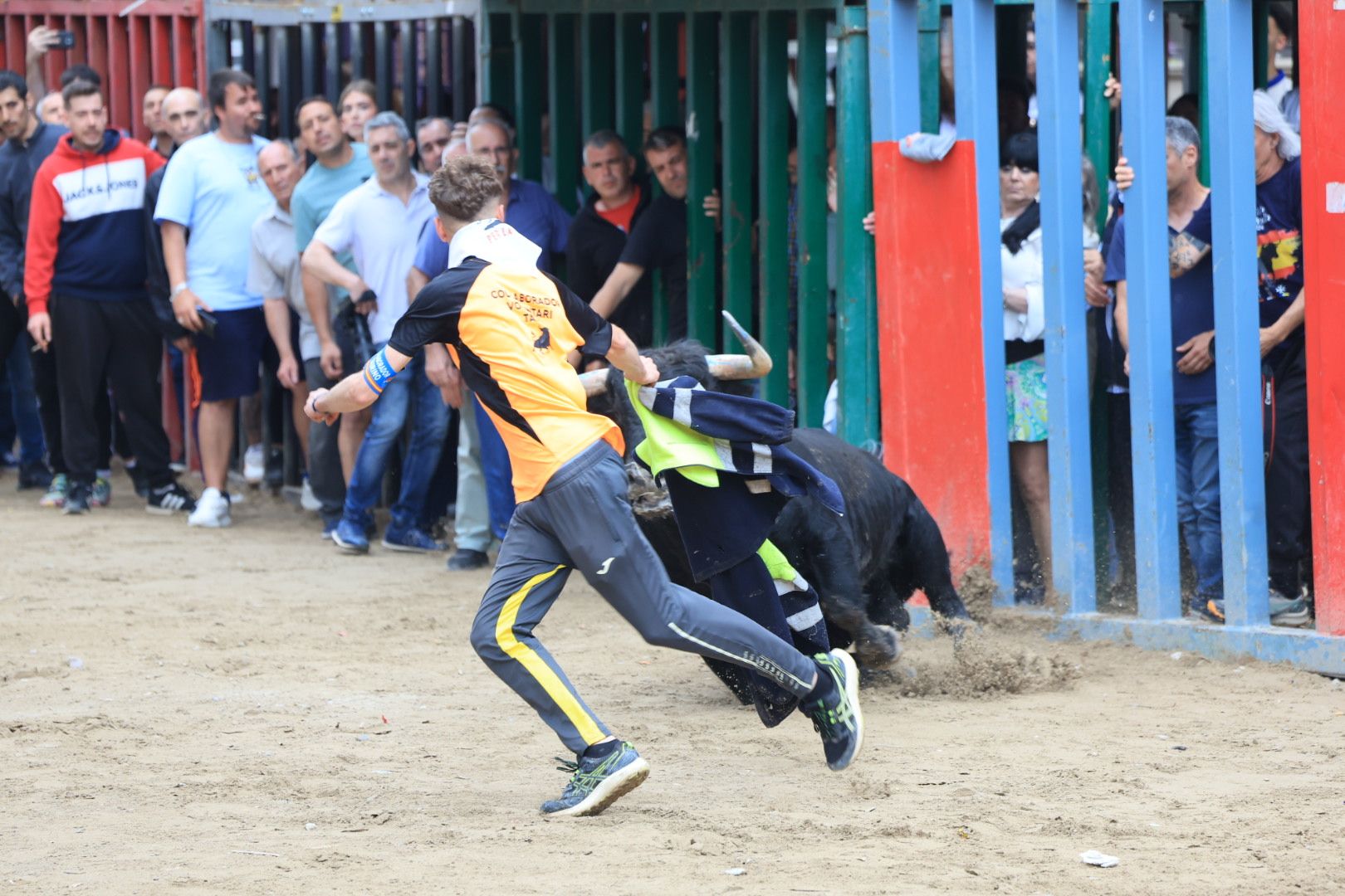 FOTOGALERÍA I Las imágenes de la segunda jornada taurina de las fiestas de Vila-real