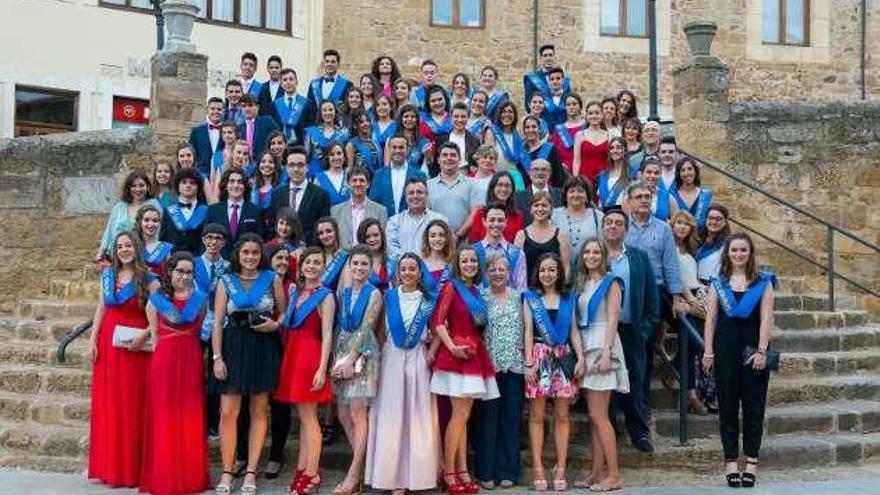 Alumnos y profesores en la Plaza del Grano