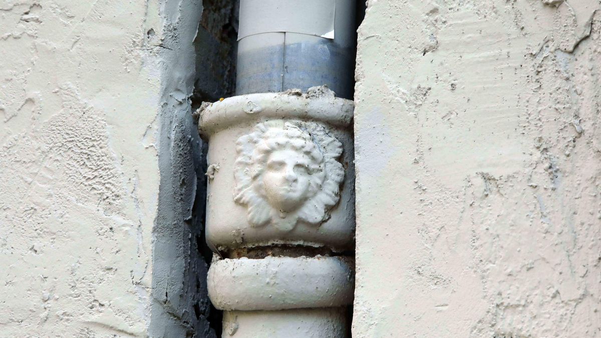 Descubre las "Caras del agua" en las fachadas del centro histórico de València
