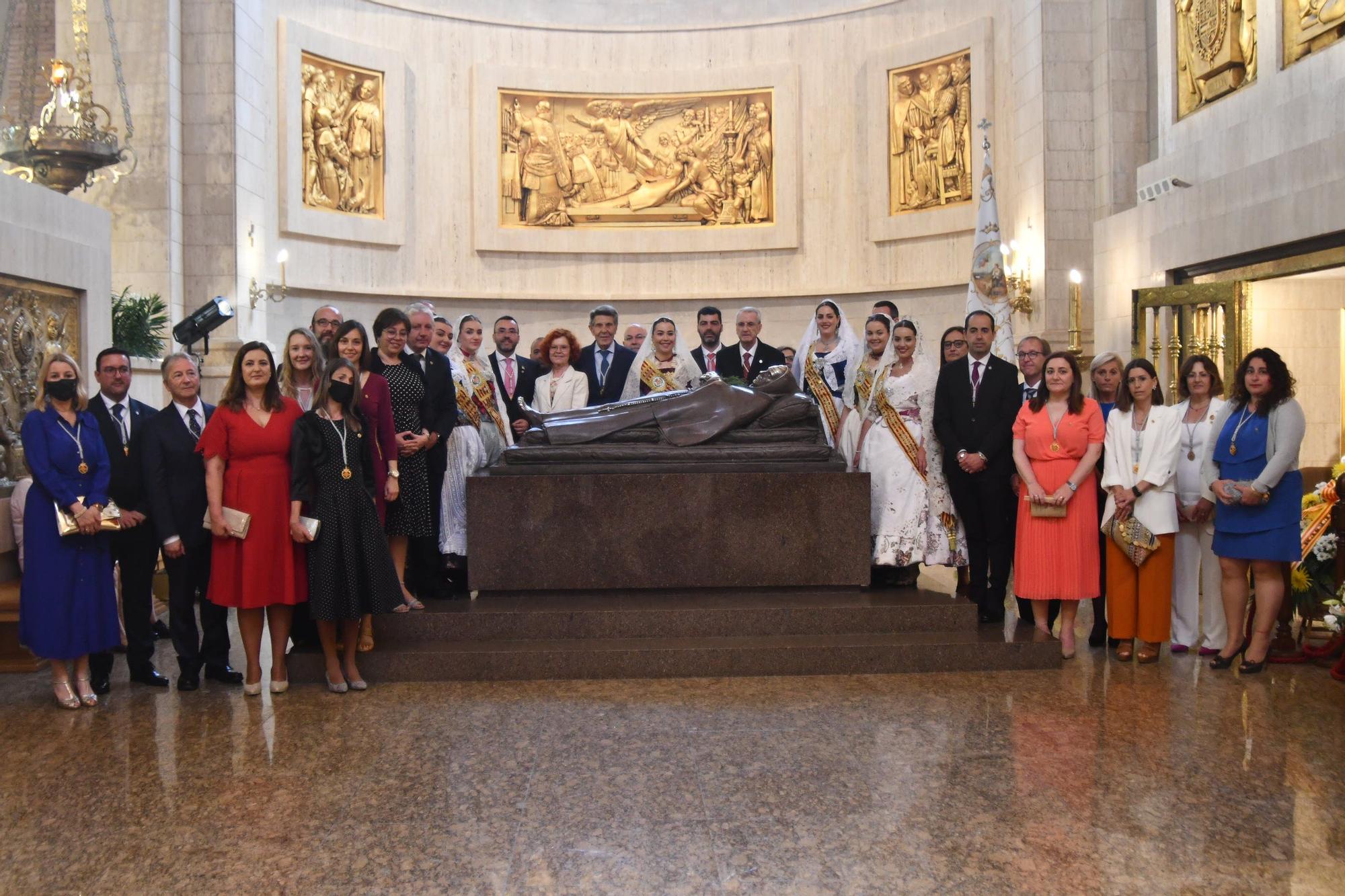 Las imágenes de la misa y la procesión del día de Sant Pasqual en Vila-real