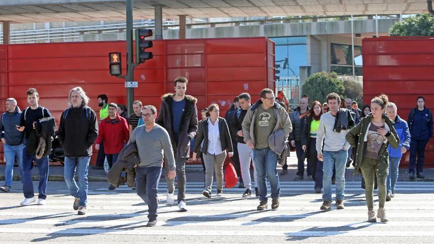 PSA Vigo ofrece a sus empleados permisos retribuidos y teletrabajo ante la suspensión de las clases