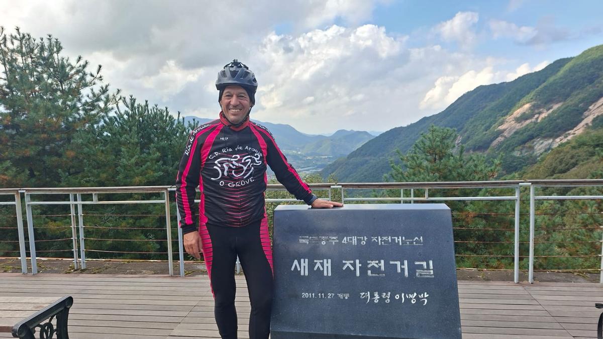 El ciclista grovense, en Corea.