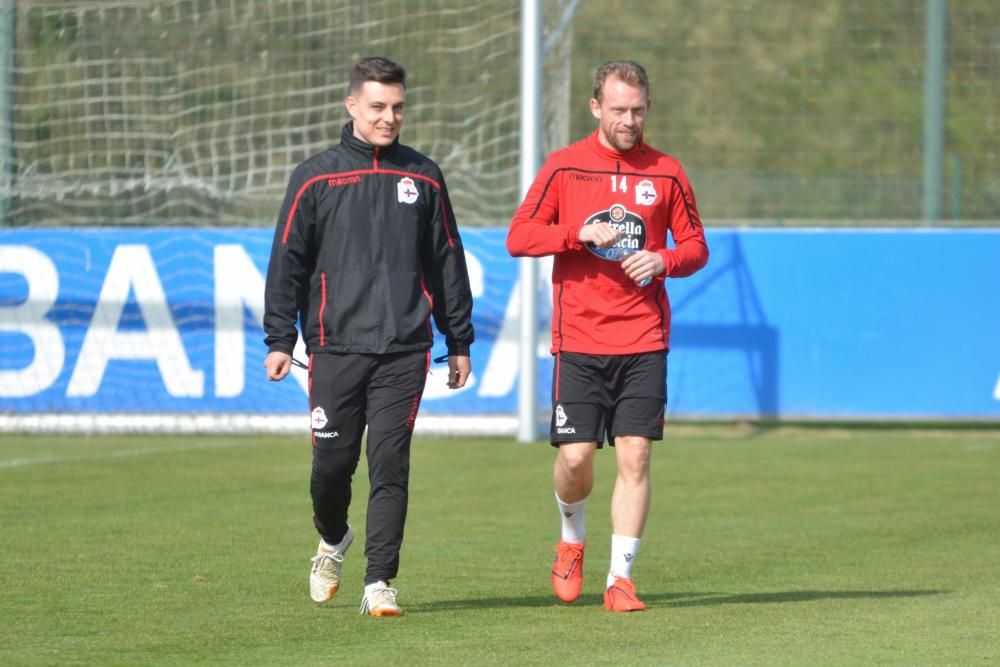 Tras un fin de semana de descanso debido a la expulsión del CF Reus,  los jugadores continúan con la preparación física y mental para recibir a la UD Almería en Riazor.