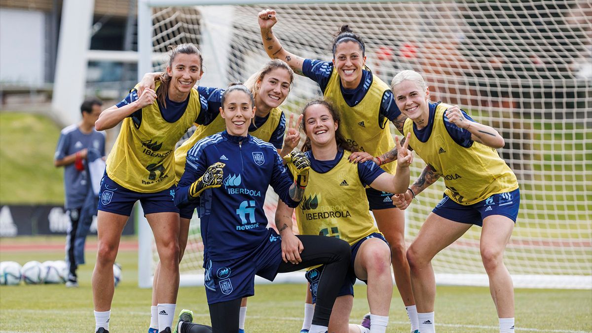 La selección preparando en Las Rozas su encuentro ante Escocia