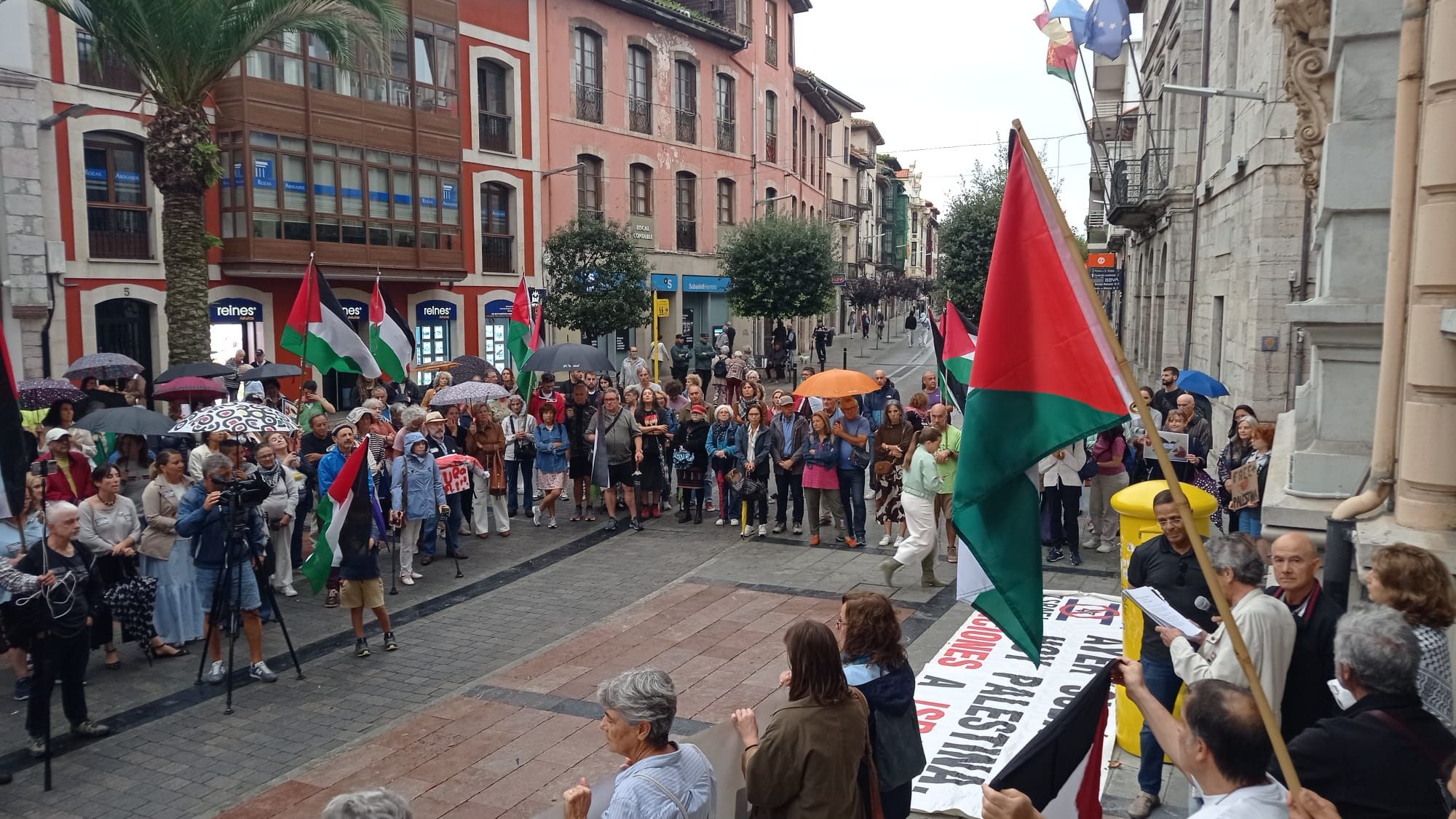 Llanes con Palestina