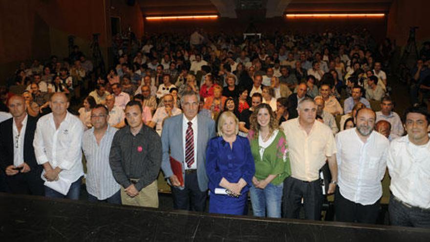 De izquierda a derecha, los candidatos de ALM, PP, AIPC, SYS, UPyD, PAES, Lliga, PSOE, ECOVIB, PSM-IV-ExM y Equerra.