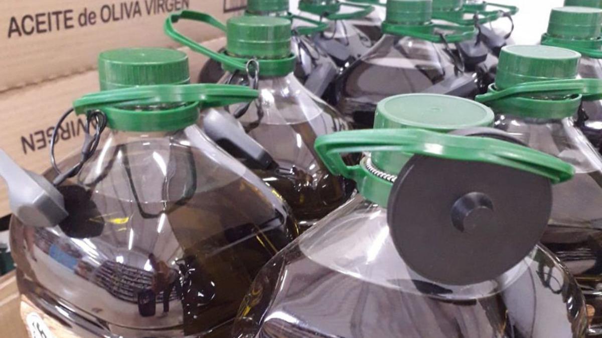 Garrafas de aceite de oliva.