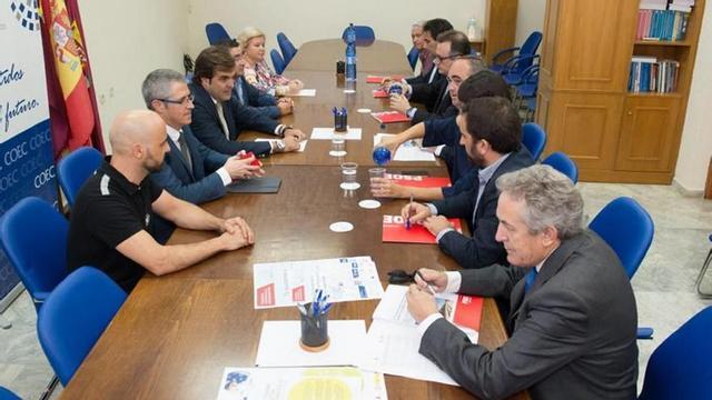 Compromiso por el AVE y el Corredor