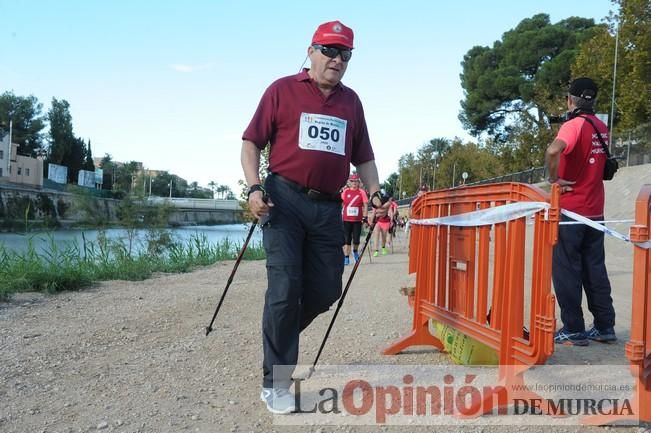 Marcha Nórdica en la mota del río Segura