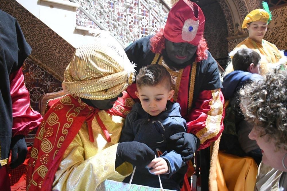 La visita de los Reyes Magos a los pueblos de la provincia.