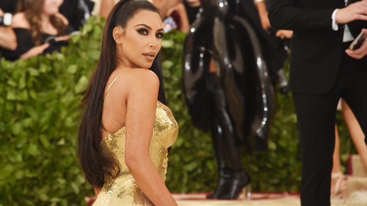 Maquillaje y peinado de Kim Kardashian en la Gala Met 2018