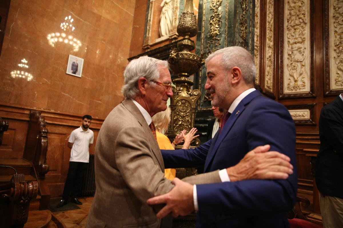 El Ayuntamiento de Barcelona ha celebrado este martes un pleno extraordinario para abrir el mandato del alcalde, Jaume Collboni.