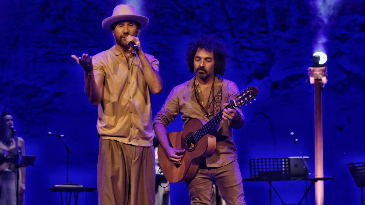 Macaco y Muchacho en el concierto 'Barcelona Mestissa' en el Teatre Grec