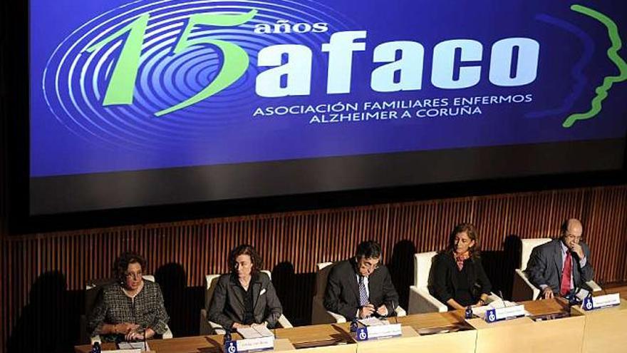 Presentación de la memoria de Afaco, ayer, en A Coruña. / juan varela