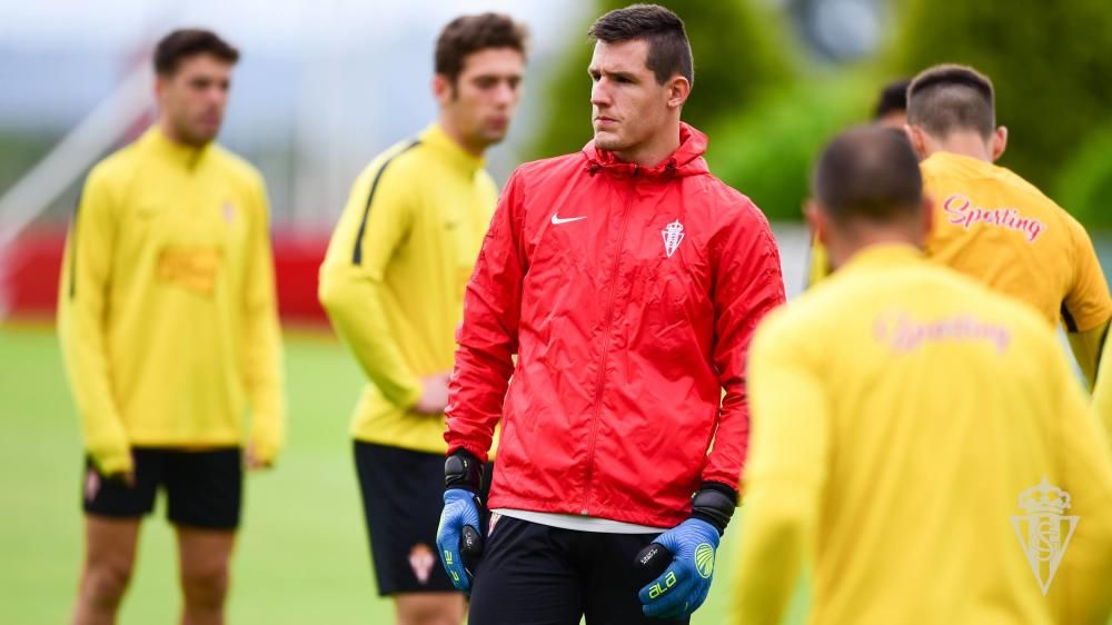 Entrenamiento del Sporting en Mareo.