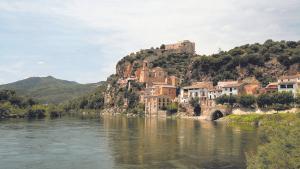 El castillo de Miravet fue reconstruido por los Templarios al estilo de las fortalezas de Tierra Santa 