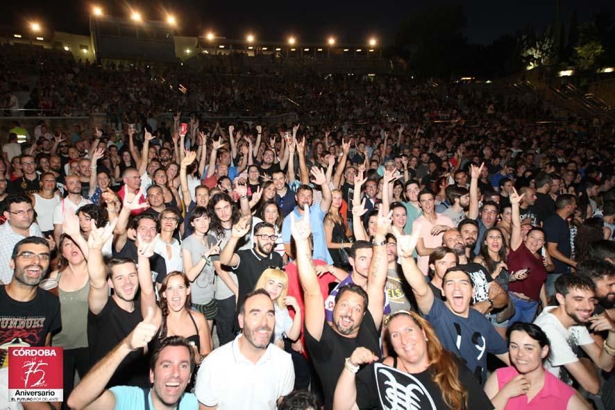 FOTOGALERÍA / Concierto de Enrique Bunbury en el Festival de la Guitarra