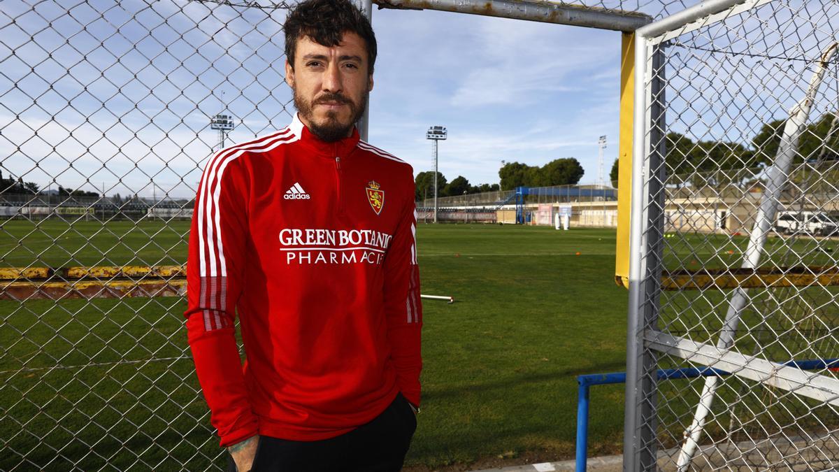 Cristian Álvarez posa antes de un entrenamiento en la Ciudad Deportiva.