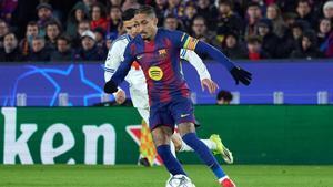 El cohete de Raphinha que da el tercer gol del Barça