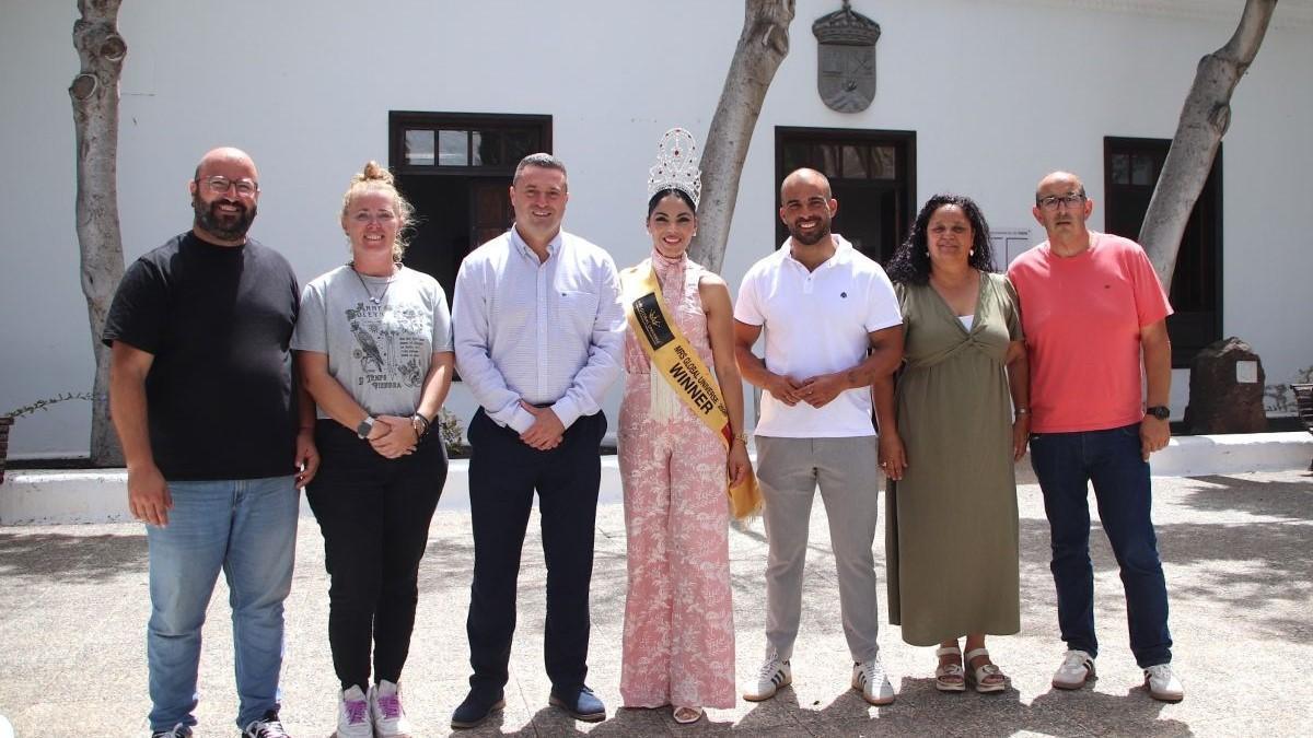 Una canaria se corona Mrs. Global Universe 2026 tras su triunfo en Singapur