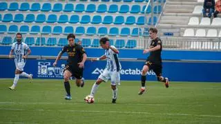 El Atlético Baleares se clava en la cruz