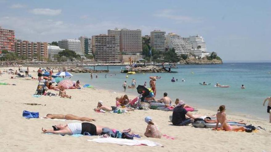 Bald reichlich W-Lan: Playa von Magaluf.