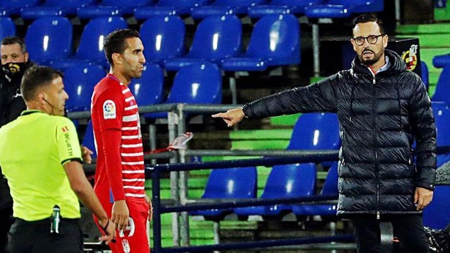 Bordalás: &quot;El Valencia es un equipo siempre peligroso y difícil&quot;