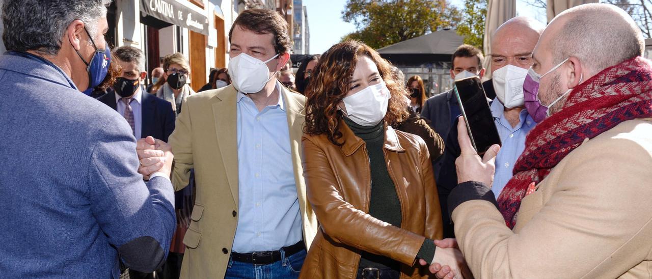 Alfonso Fernández Mañueco e Isabel Díaz Ayuso, durante la campaña de Castilla y León.